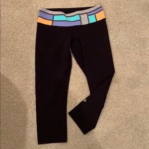 Lululemon crop mid-rise crop